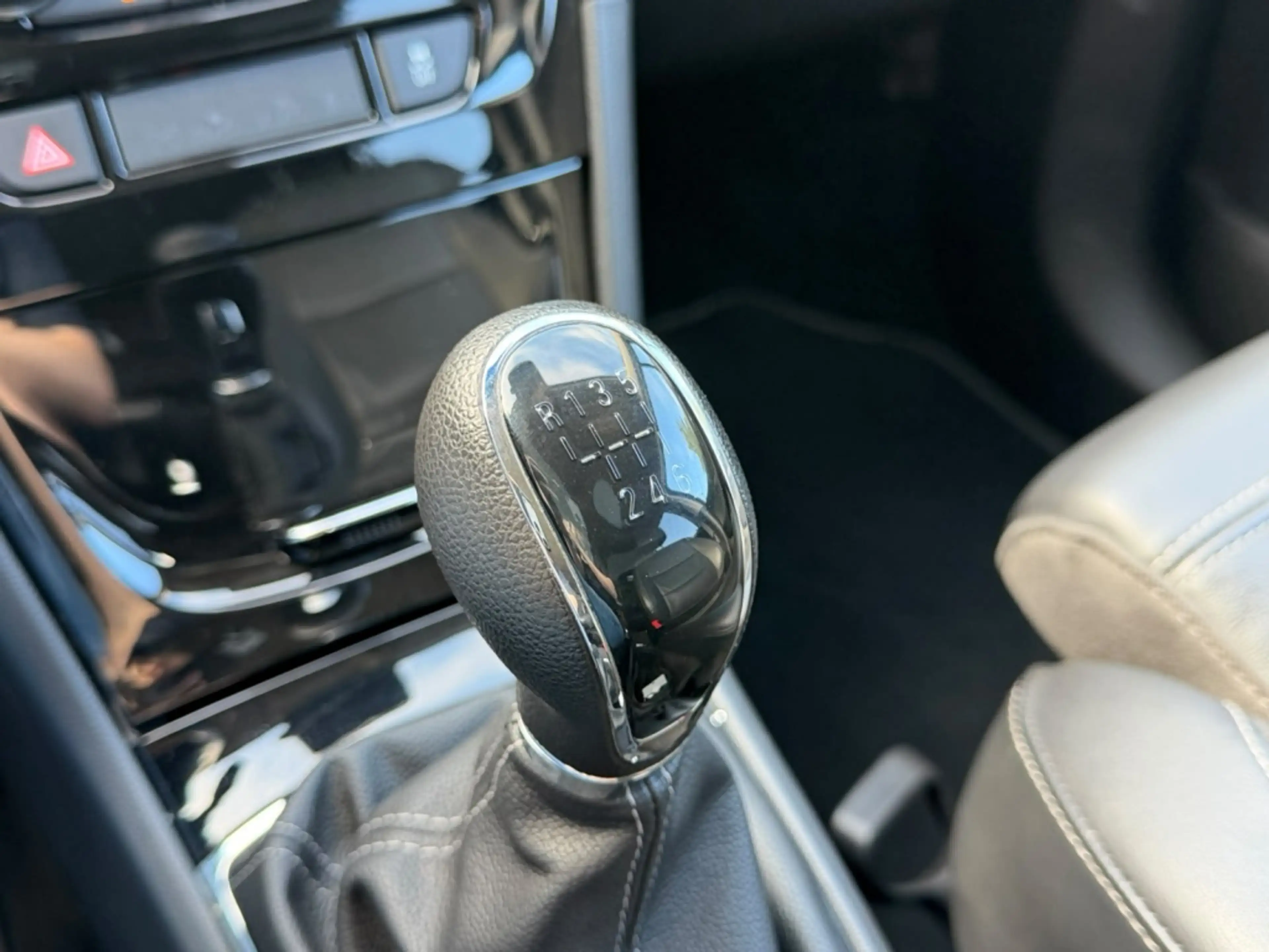Opel Mokka X 1.4 Turbo Innovation | Trekhaak | All-season — photo 28