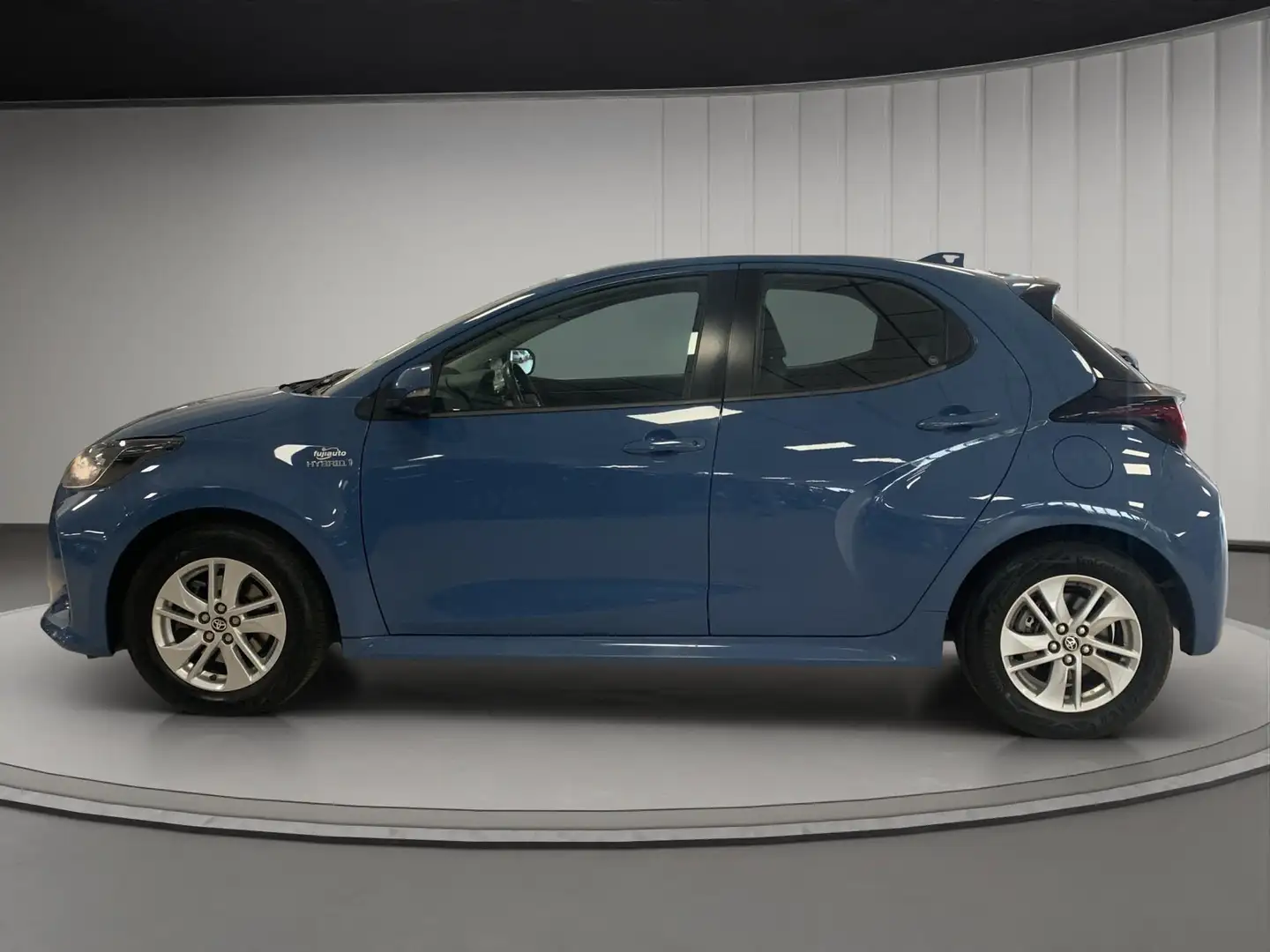 Toyota Yaris Yaris 1.5h Active Blu/Azzurro - 2