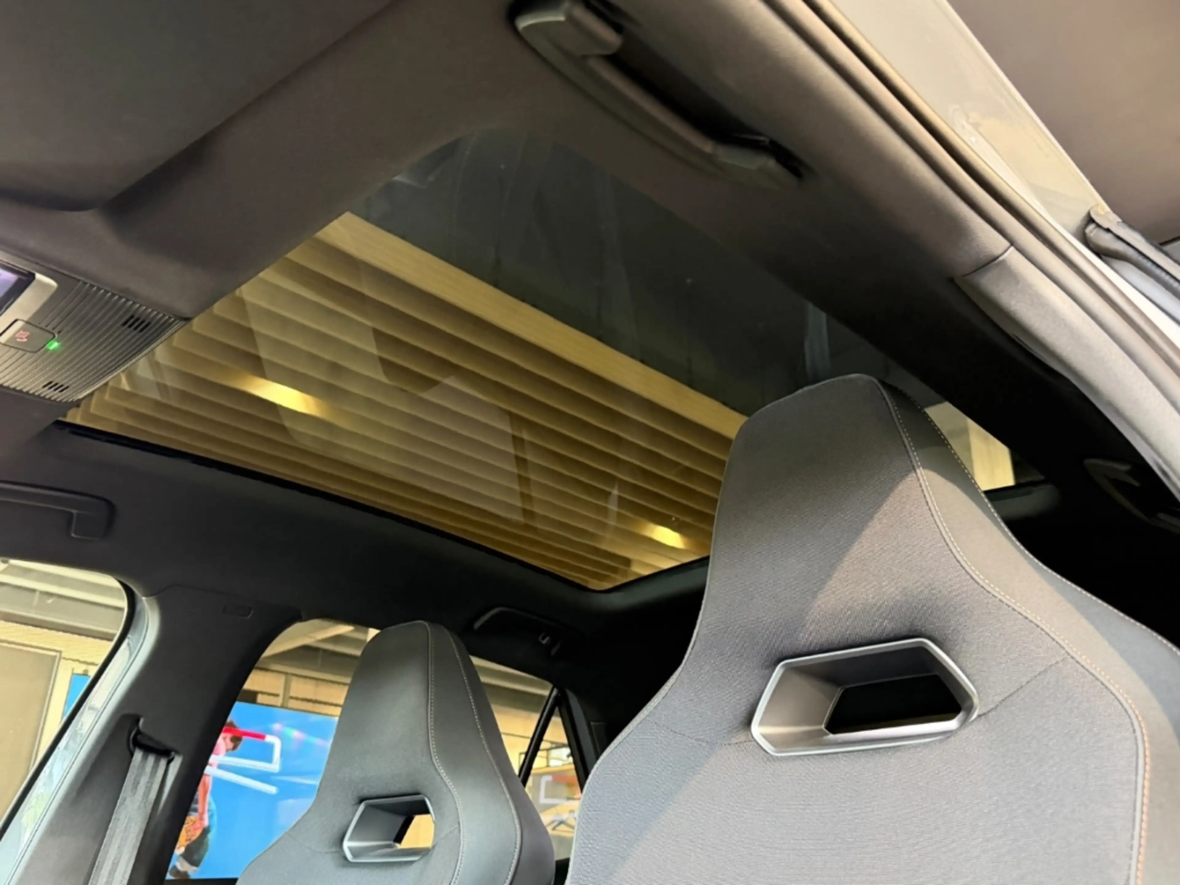 CUPRA Born Panorama Navi Digitales Cockpit LED ACC Mehrzonenk — photo 15