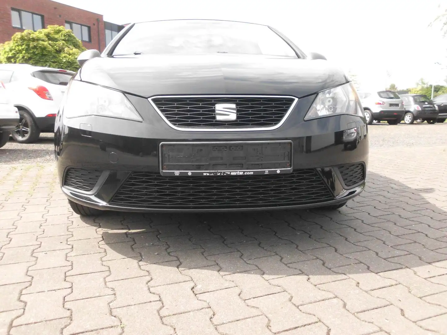 SEAT Ibiza 1.0 MPI Reference SC KLIMA SITZHEIZ. 1.Hd Schwarz - 2