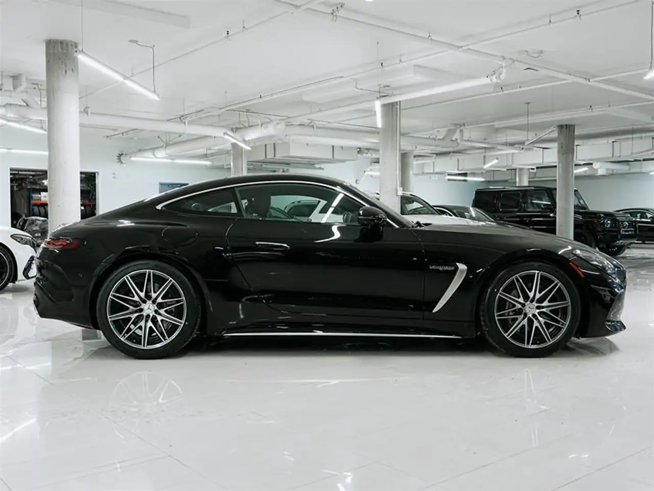 Mercedes-Benz AMG GT снимка Mercedes-Benz AMG GT