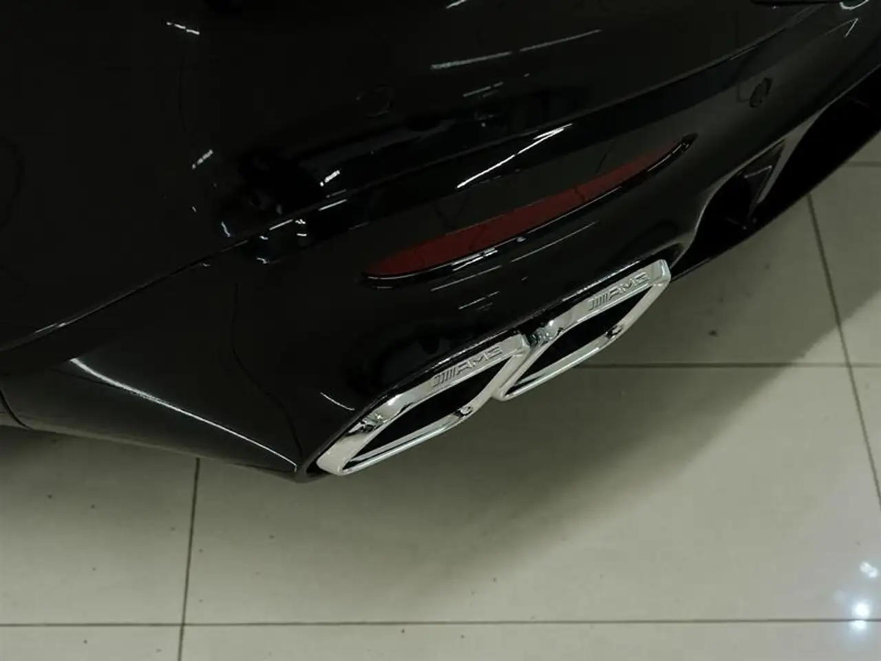 Mercedes-Benz AMG GT снимка Mercedes-Benz AMG GT