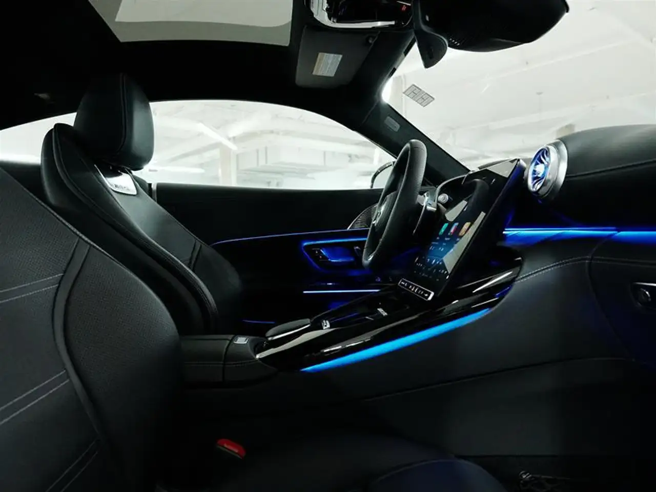 Mercedes-Benz AMG GT снимка Mercedes-Benz AMG GT