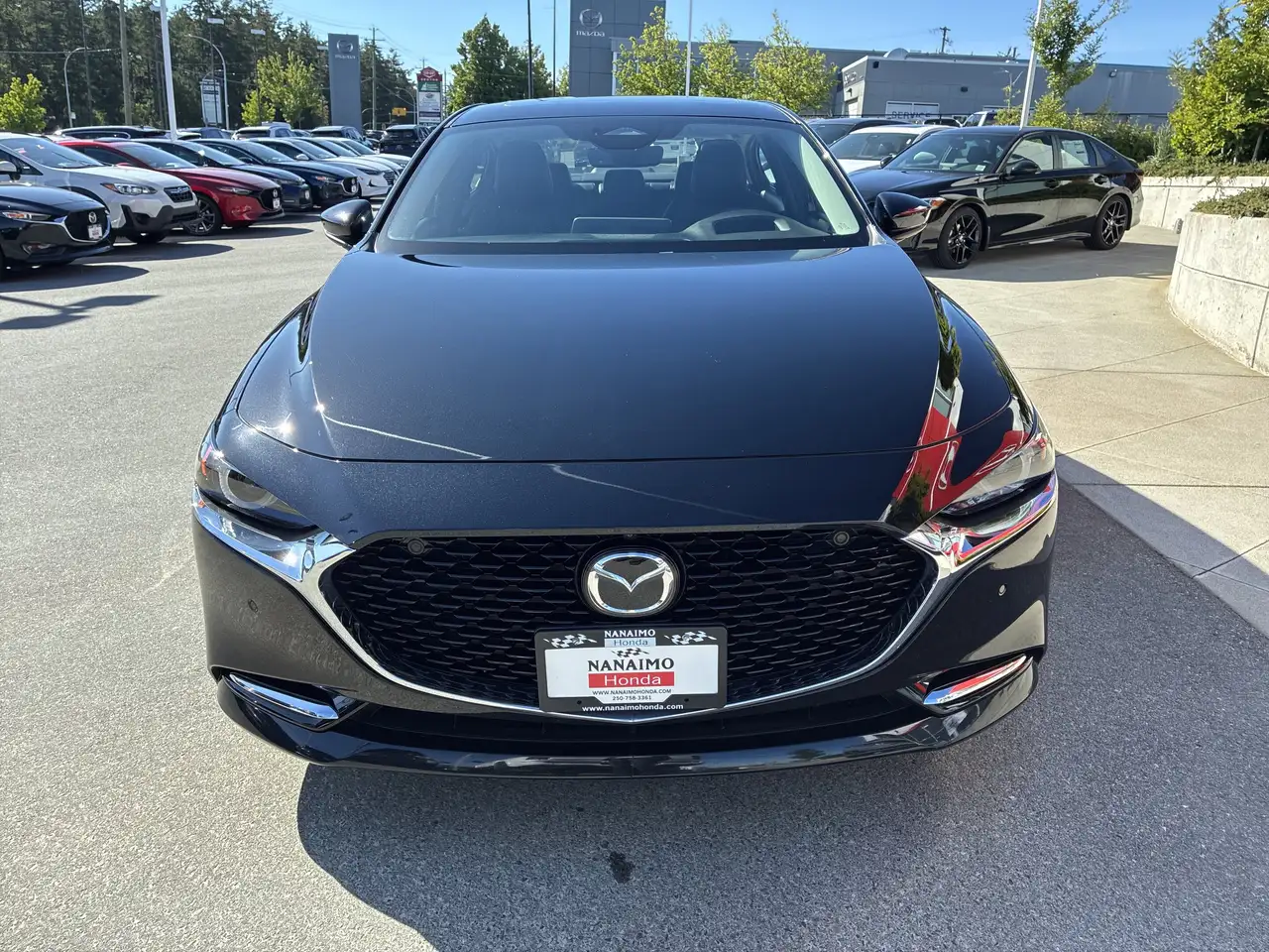 Mazda 3 снимка Mazda 3