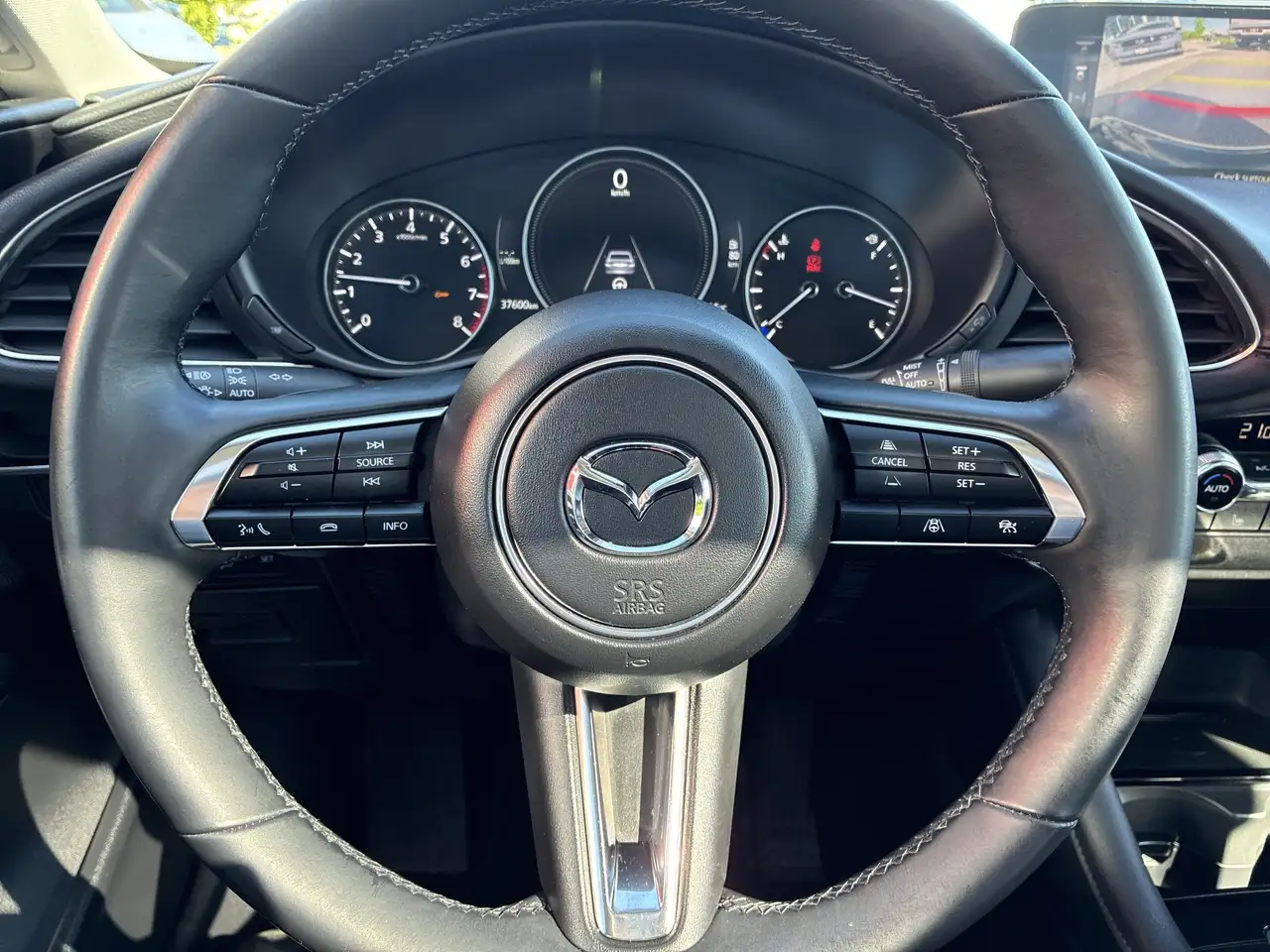 Mazda 3 снимка Mazda 3