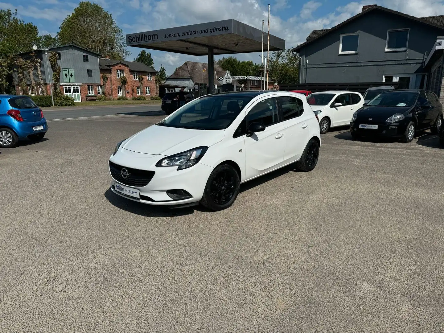 Opel Corsa E Color Edition 1,4L HU NEU/KLIMA/CarPlay Bianco - 1