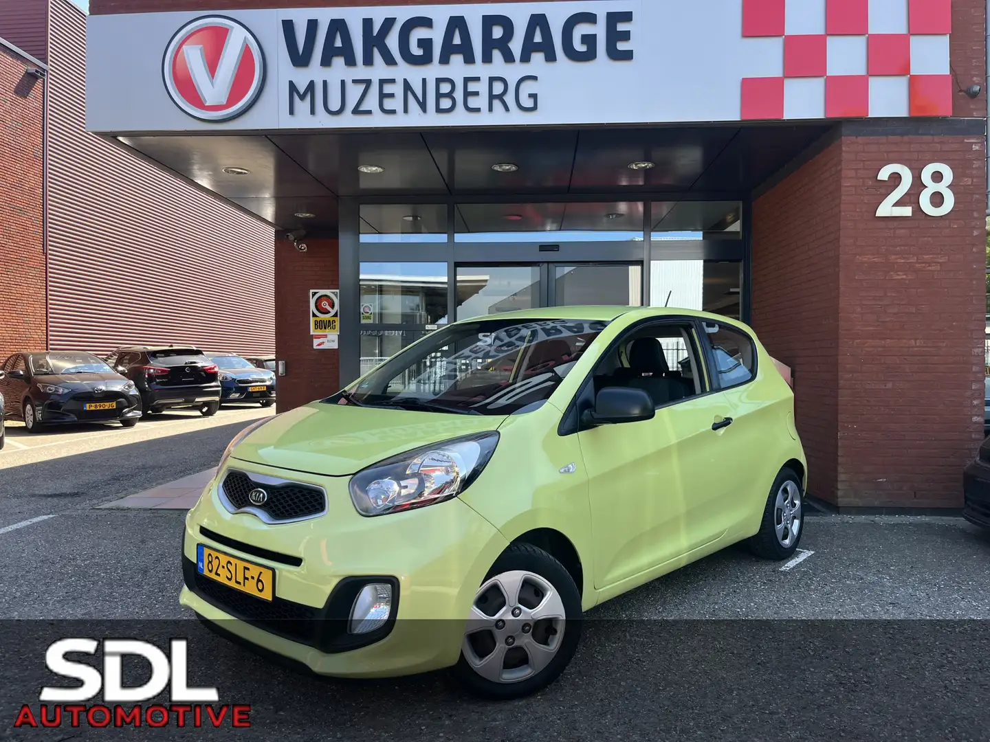 Kia Picanto 1.0 CVVT Airco Groen - 1