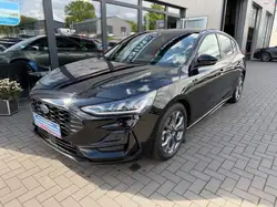 Ford Focus Lim. 1.5TDCI ST Line*ACC*LED*NAVI*KAMERA