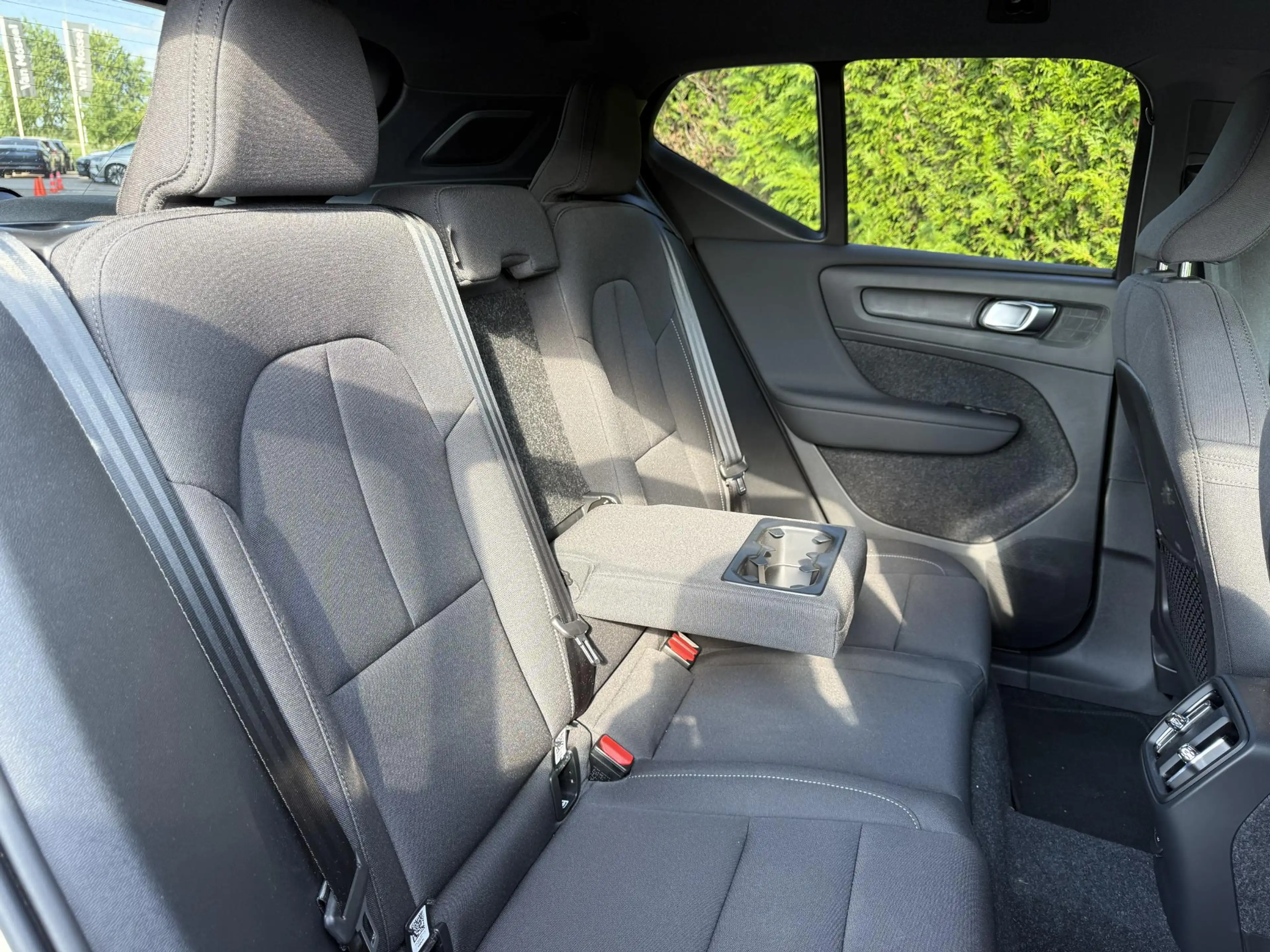 Volvo EX40 Single Motor Extended Range Plus Europa — photo 10