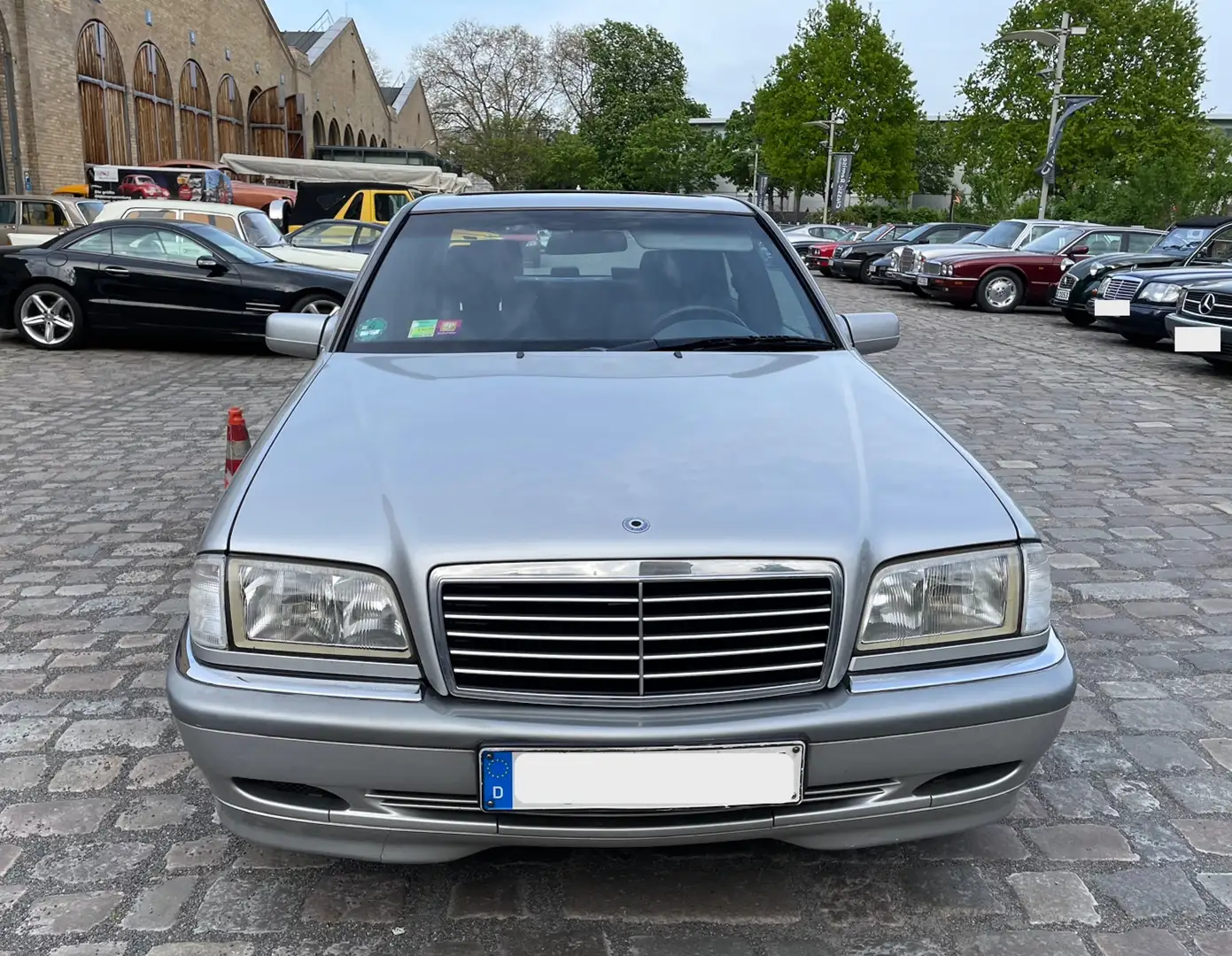 Mercedes-Benz C 180 C 180 Elegance Gümüş rengi - 2