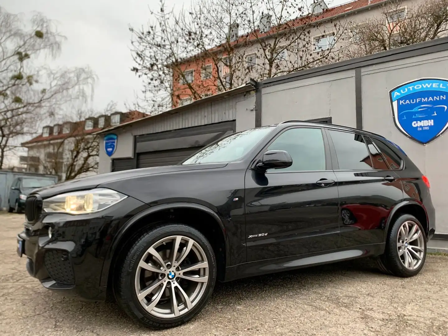 BMW X5 xDrive30d M Sportpaket 7-Sitzer Panorama HUD Schwarz - 1