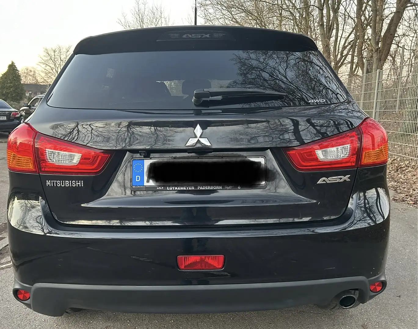 Mitsubishi ASX 2.2 DI-D 4WD Automatik Diamant Edition Schwarz - 2