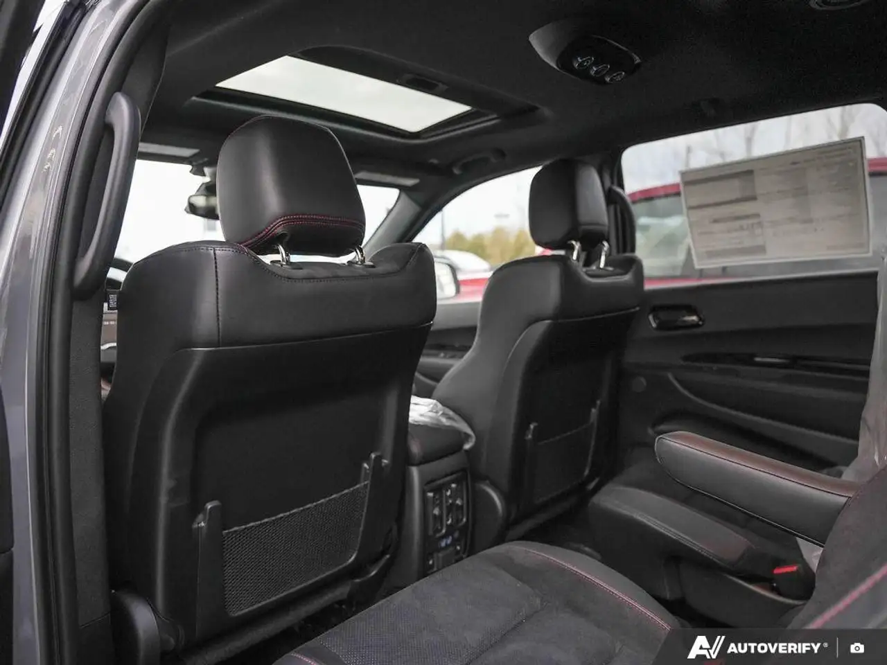 Dodge Durango снимка Dodge Durango