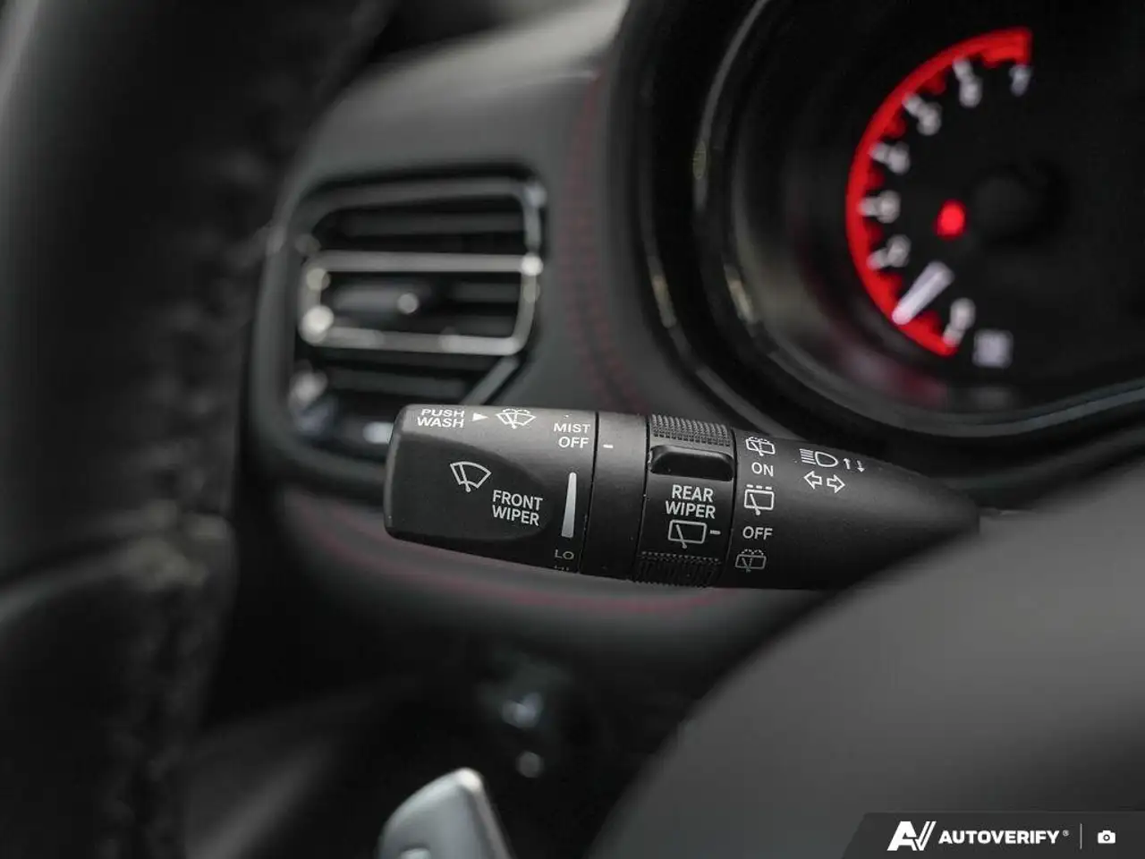 Dodge Durango снимка Dodge Durango