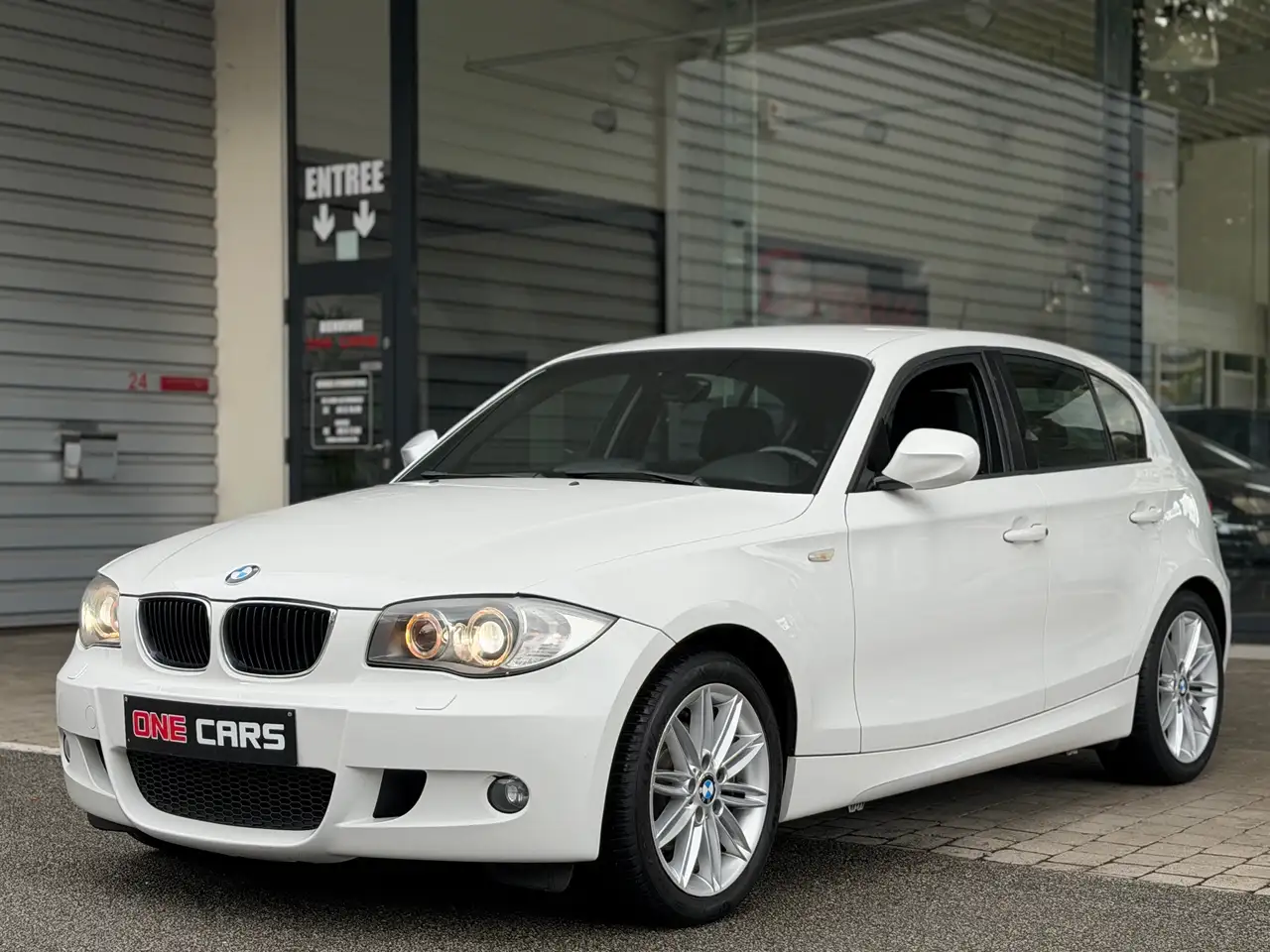 BMW 118