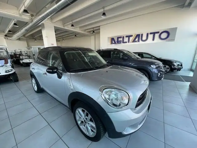 MINI One D Countryman