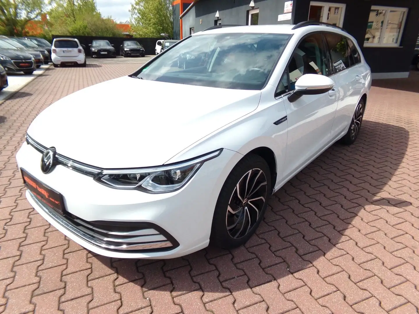 Volkswagen Golf VIII Variant Style eTSI, Massagesitz Wit - 2