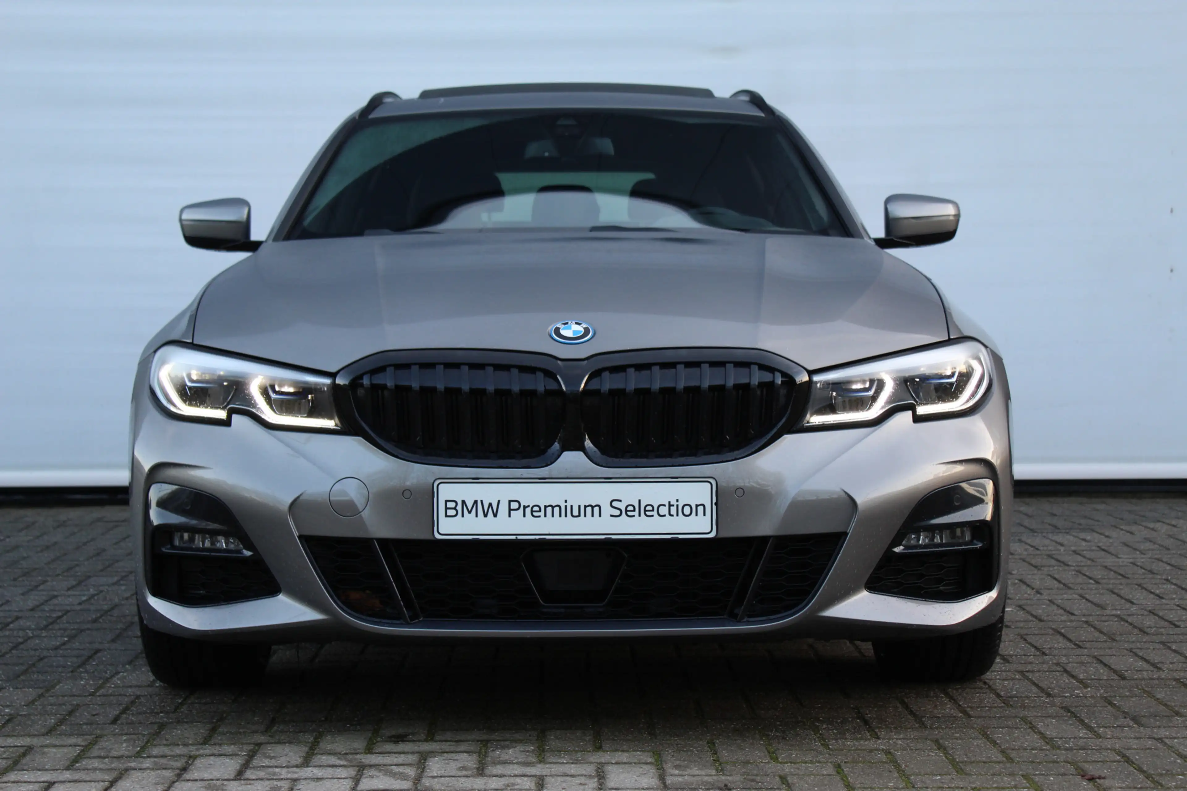 BMW 330 3 Serie Touring 330e High Executive M Sport Automa — photo 2
