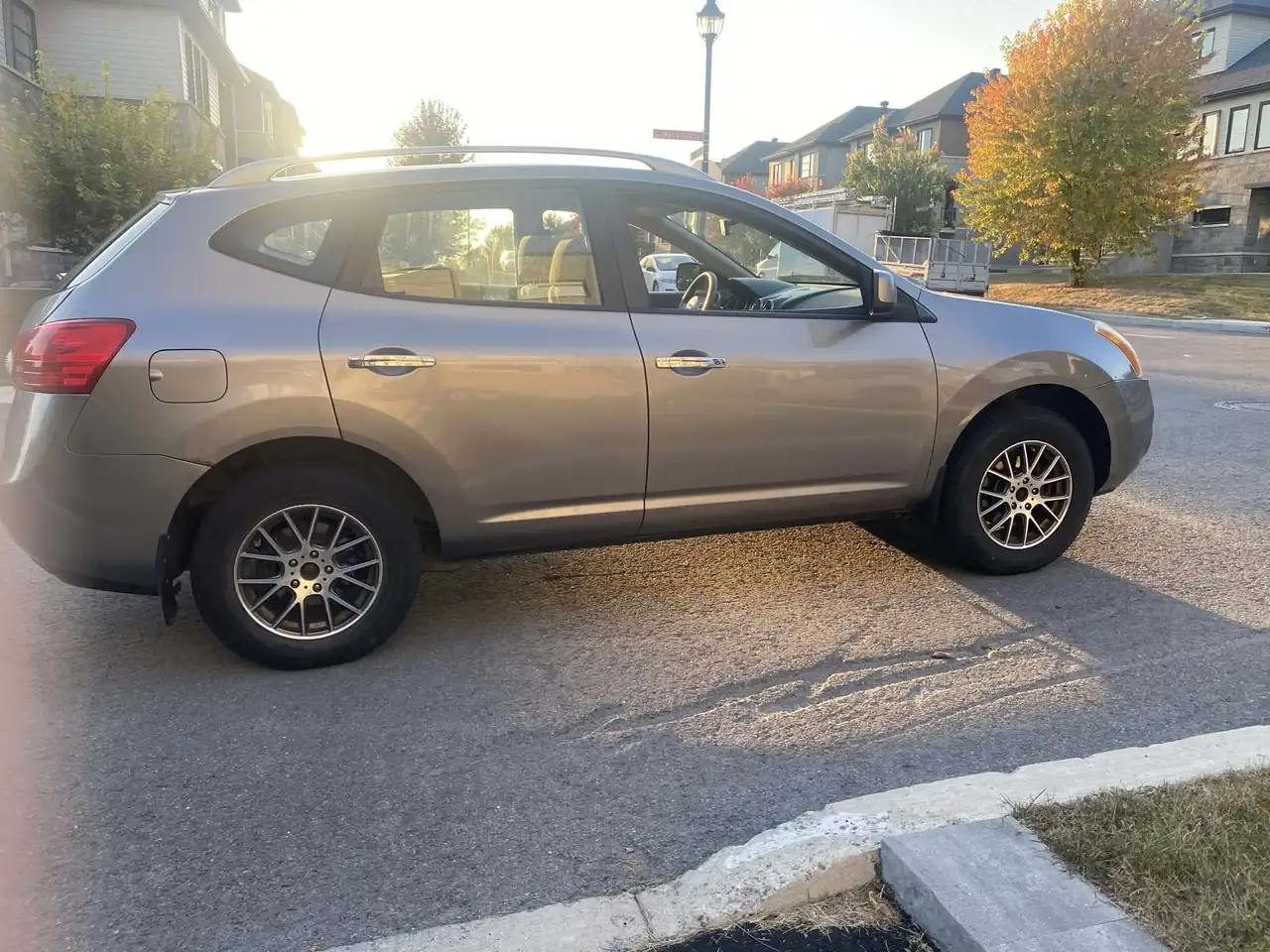 Nissan Rogue снимка Nissan Rogue