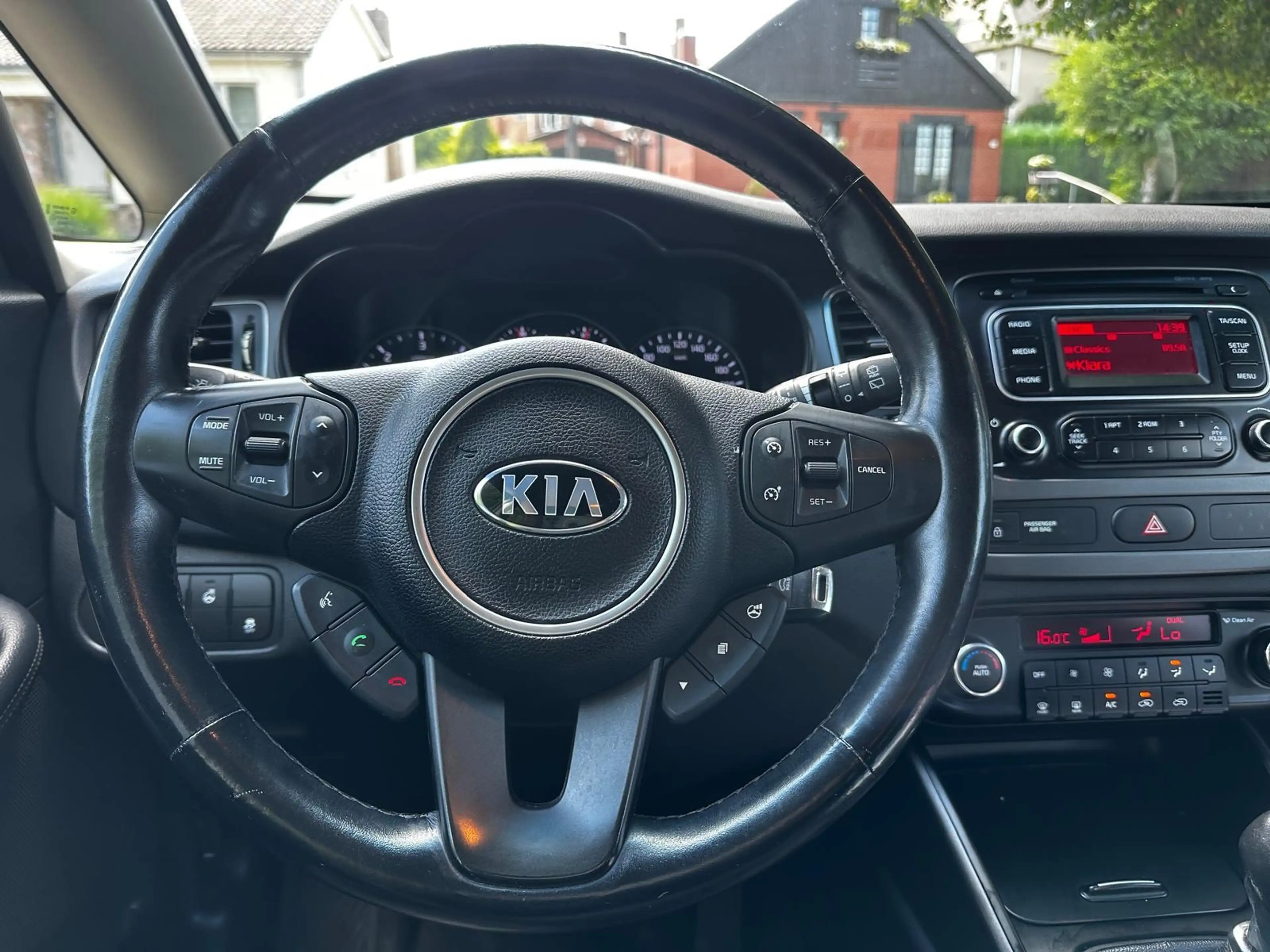 Kia Carens Carens 1.7 CRDi 115 ch 7 pl — photo 5