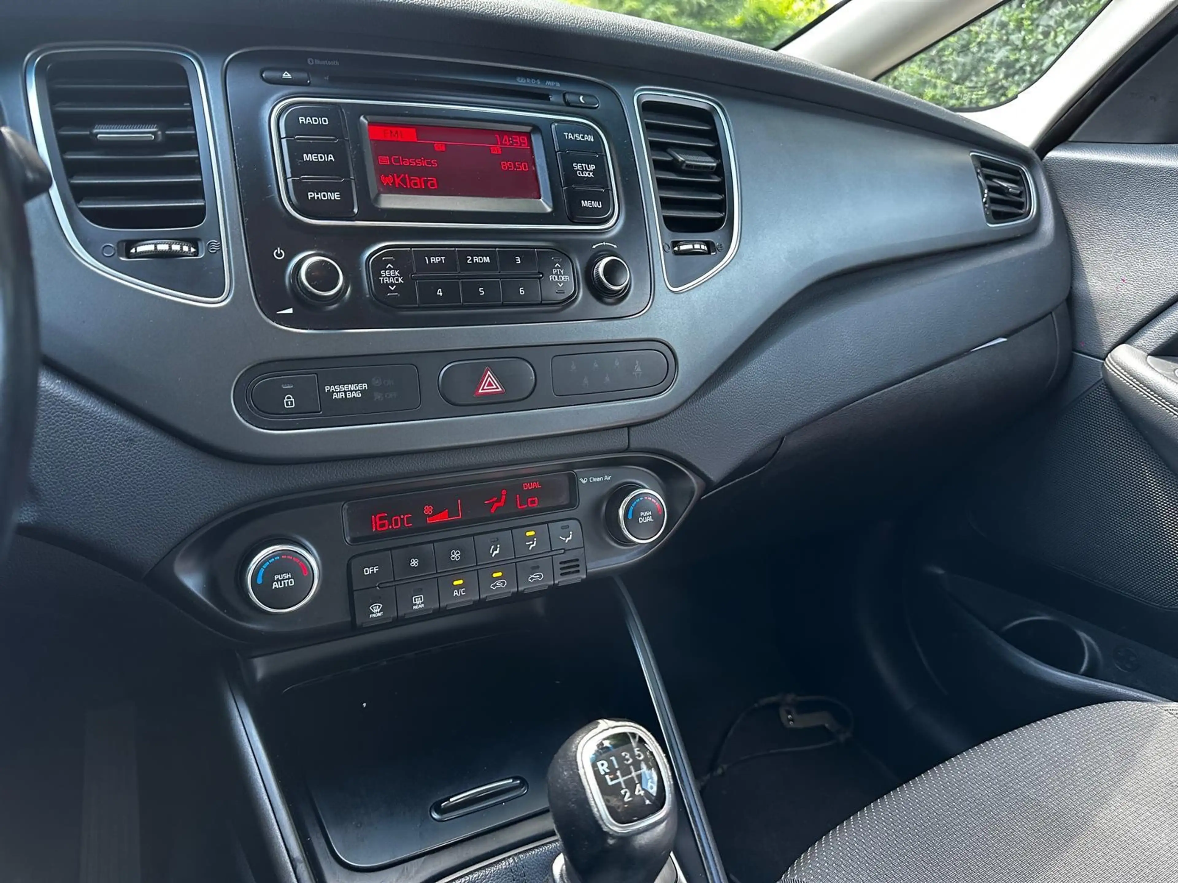 Kia Carens Carens 1.7 CRDi 115 ch 7 pl — photo 6