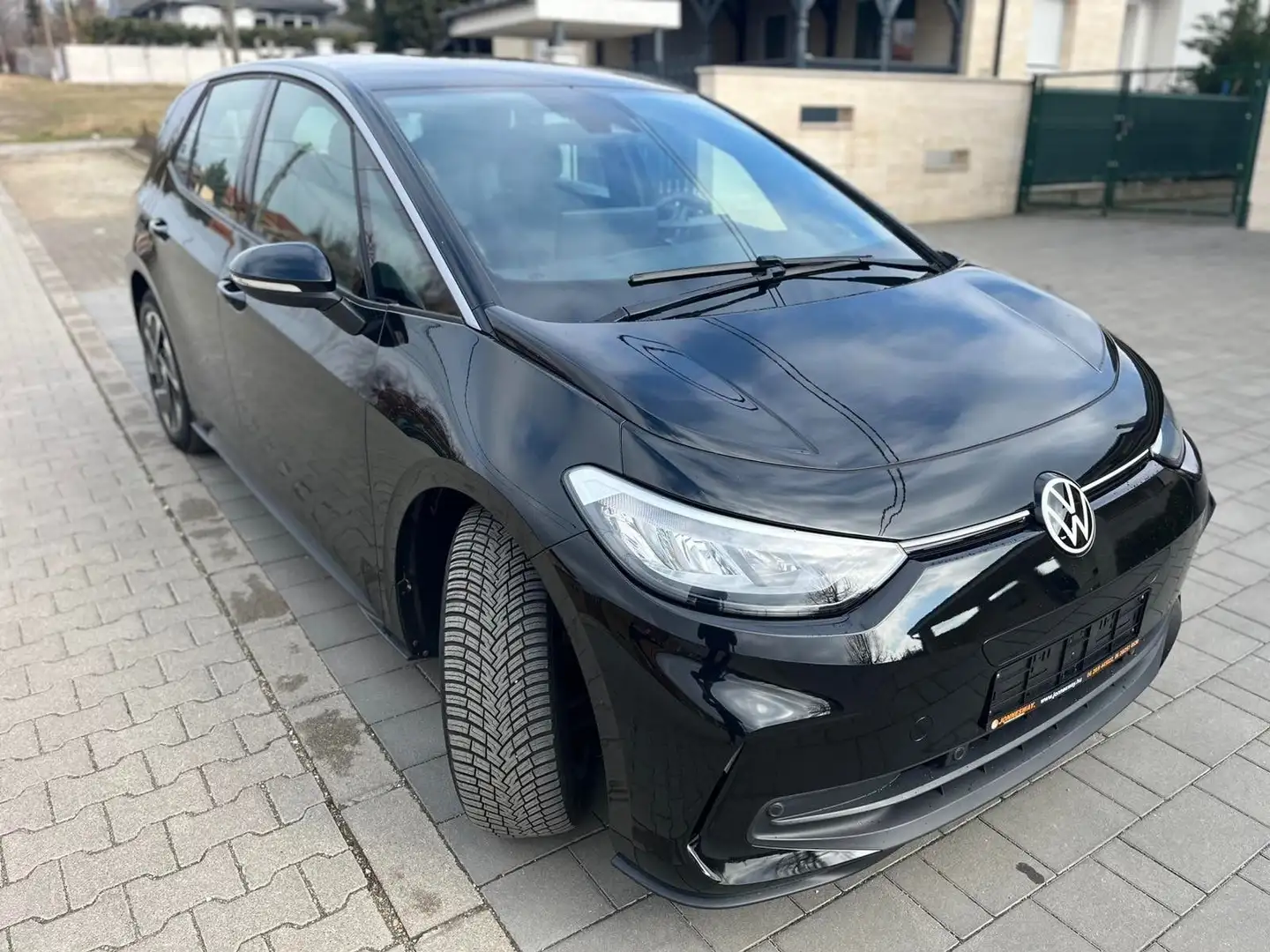 Volkswagen ID.3 Pro 150 kW LED STZH DAB+ ACC ISOFIX 62kWh Negro - 2