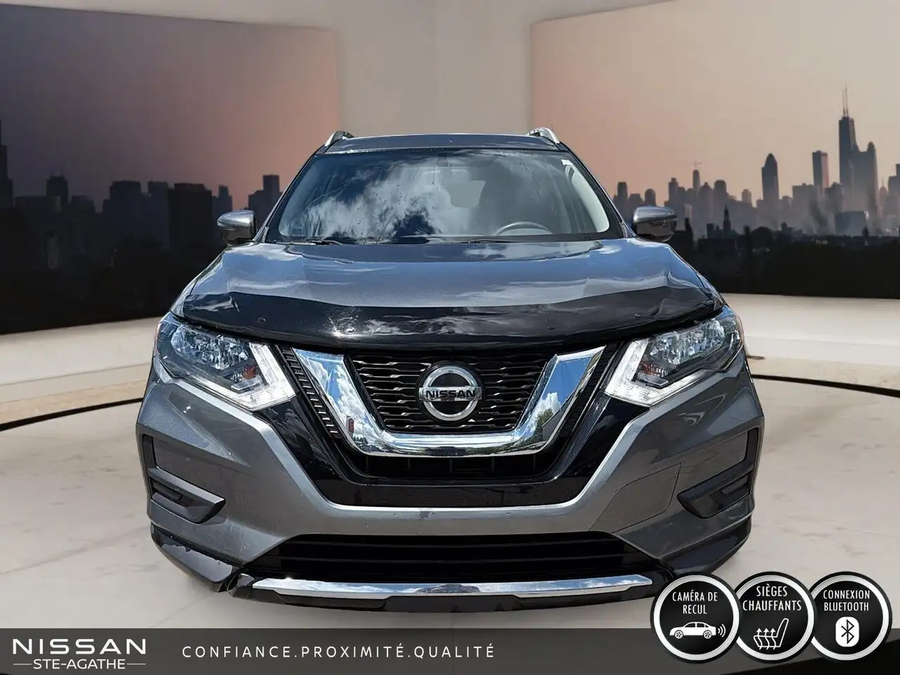 Nissan Rogue снимка Nissan Rogue