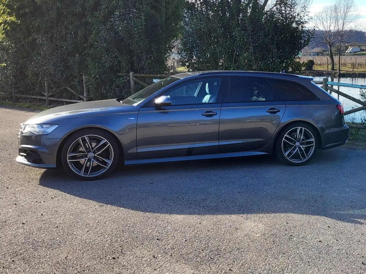 Audi A6 Avant 2.0 tdi ultra Sline 2wd full Grigio - 2
