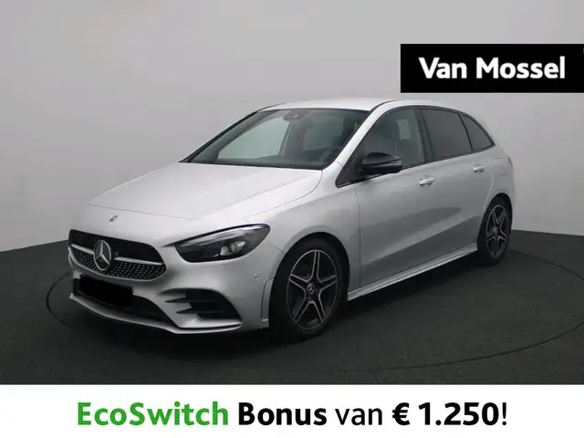Mercedes-Benz B 180 AMG LINE + CARPLAY + NIGHTPAKKET + LED + CAMERA +