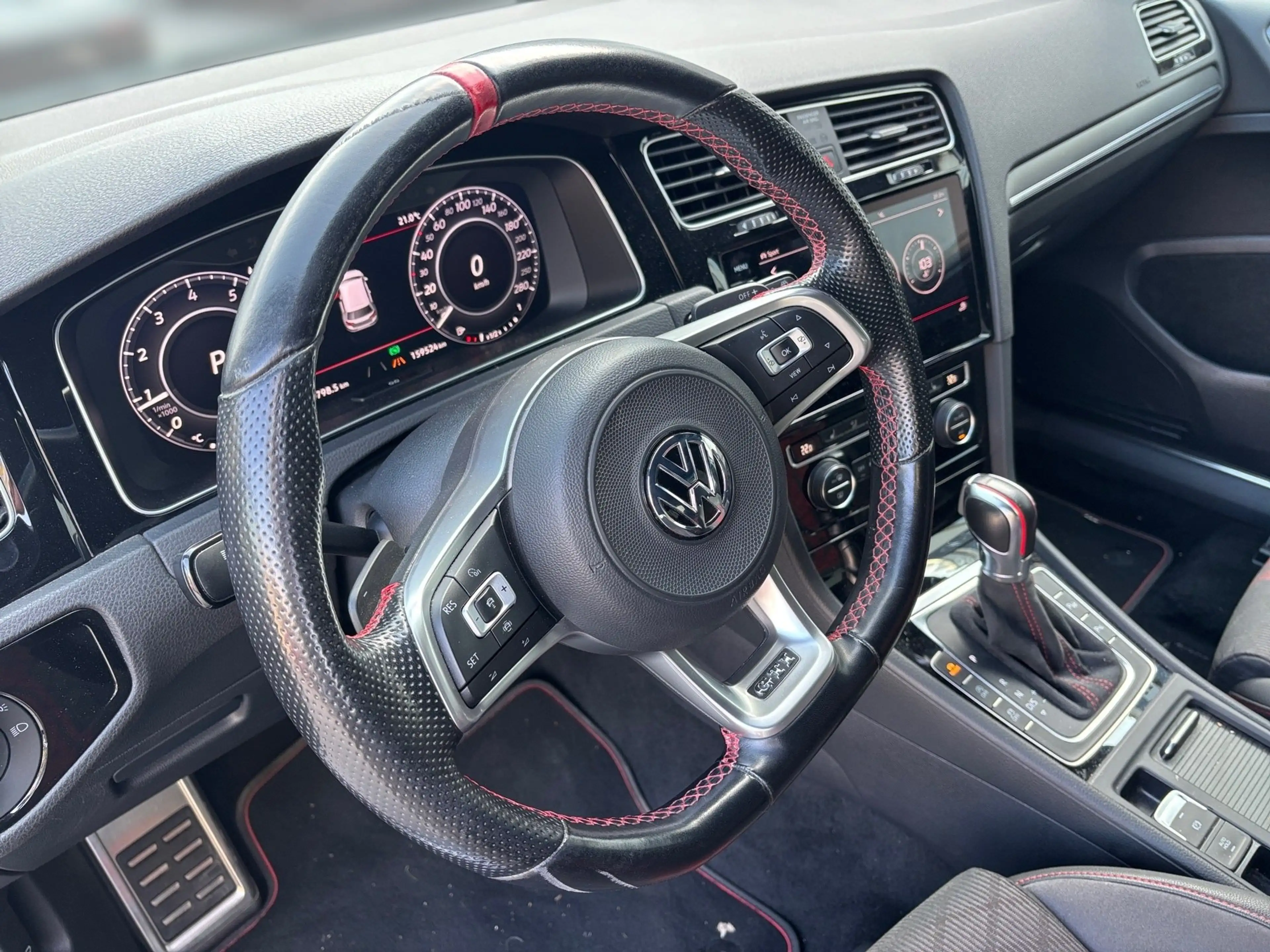 Volkswagen Golf GTI Golf VII 2.0 TSI BMT GTI TCR ACC+LED+Navi+SHZ+LM — photo 10