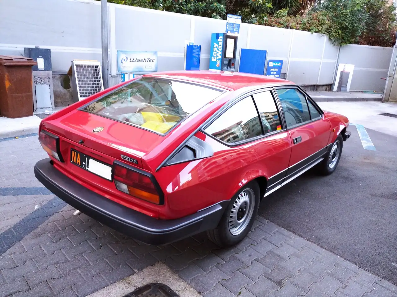 Alfa Romeo GTV 2.0, foto 10