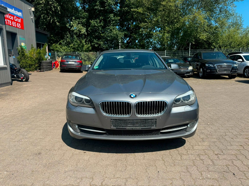 BMW 523 i Lim. AHK°PDC°NAVI°XENON°SZHG°TEMP°8xBEREIFT — photo 2