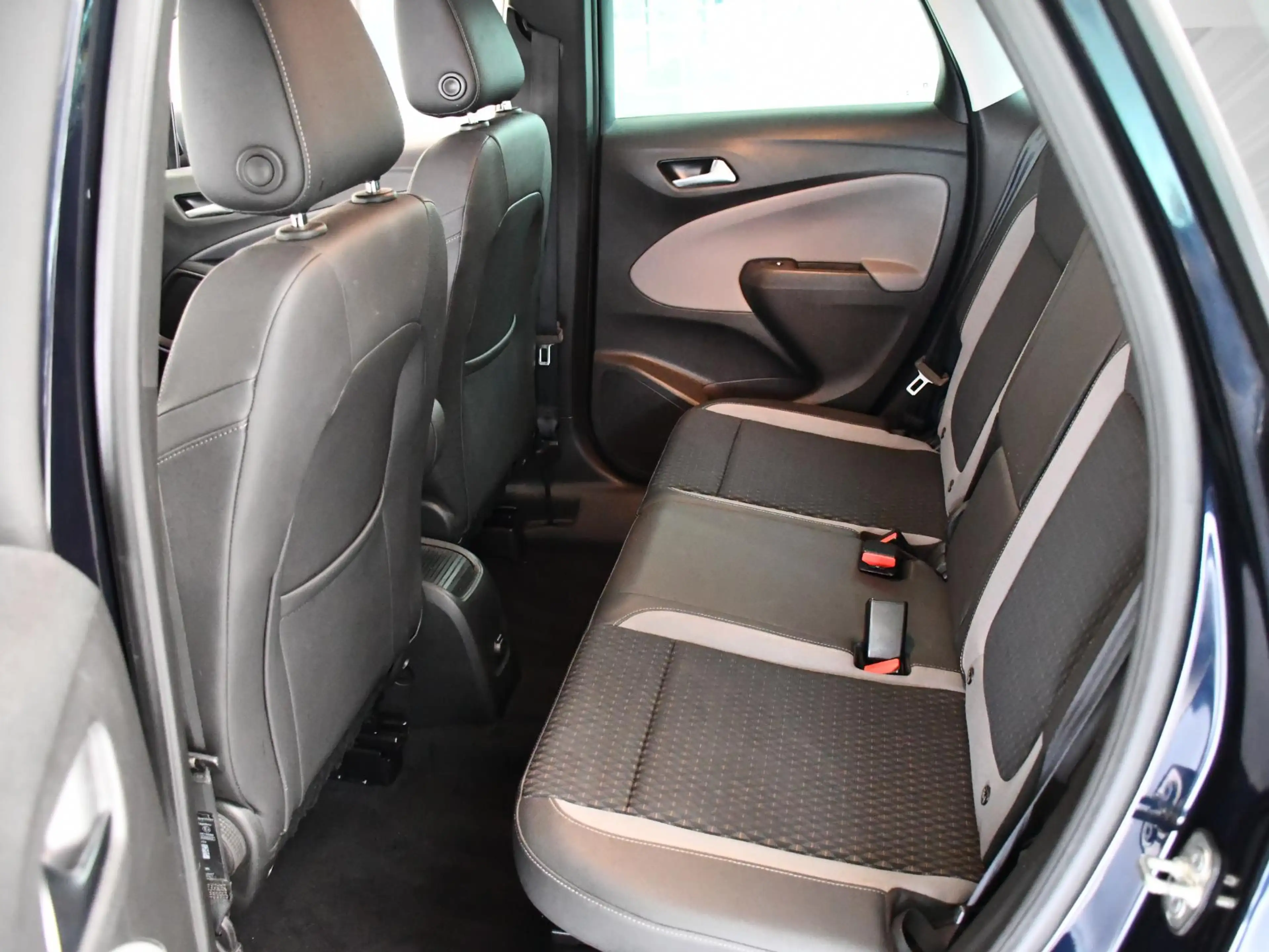 Opel Crossland X 1.2 Turbo Innovation . — photo 12
