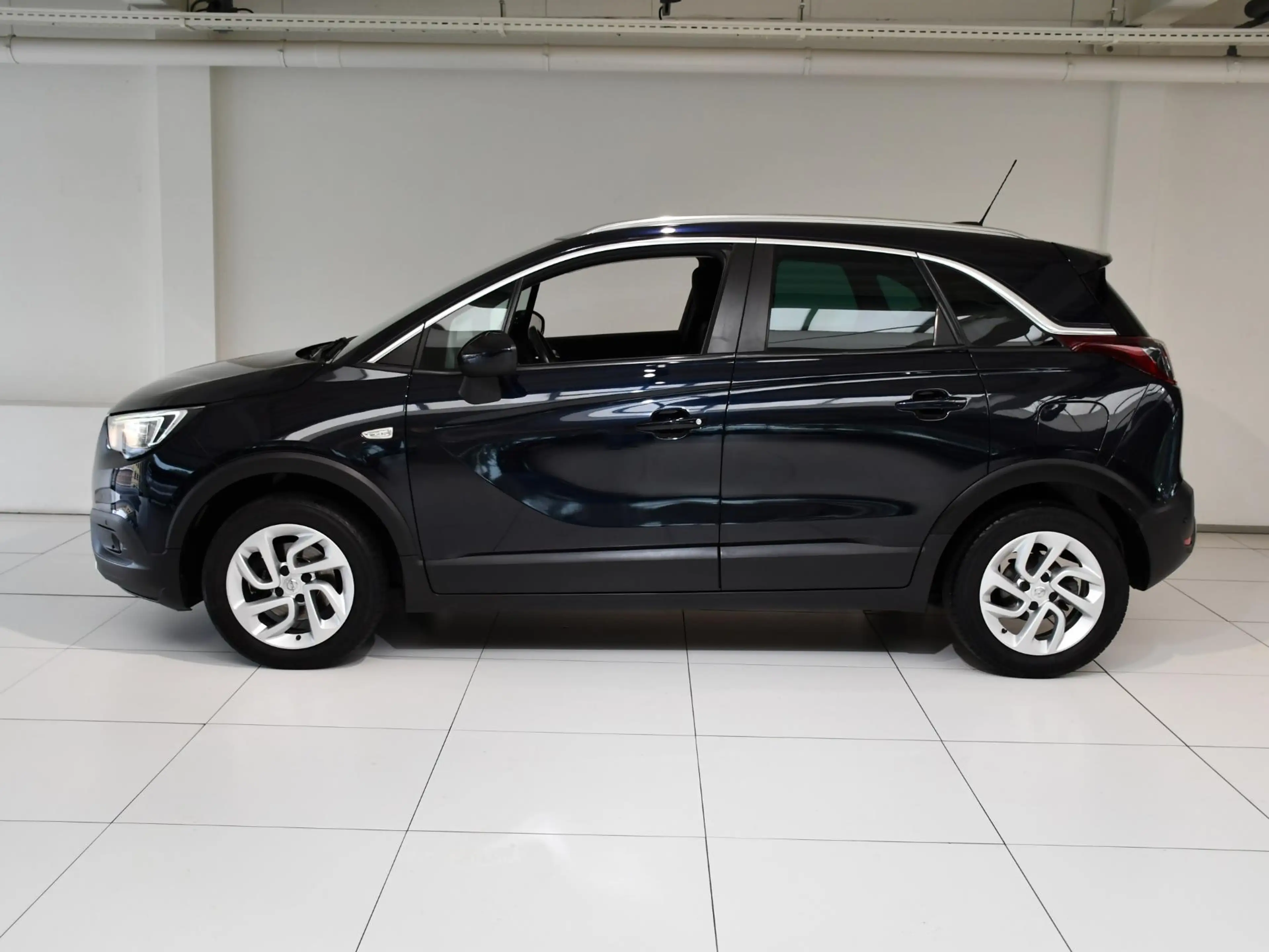 Opel Crossland X 1.2 Turbo Innovation . — photo 8