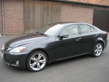 IS 220 d