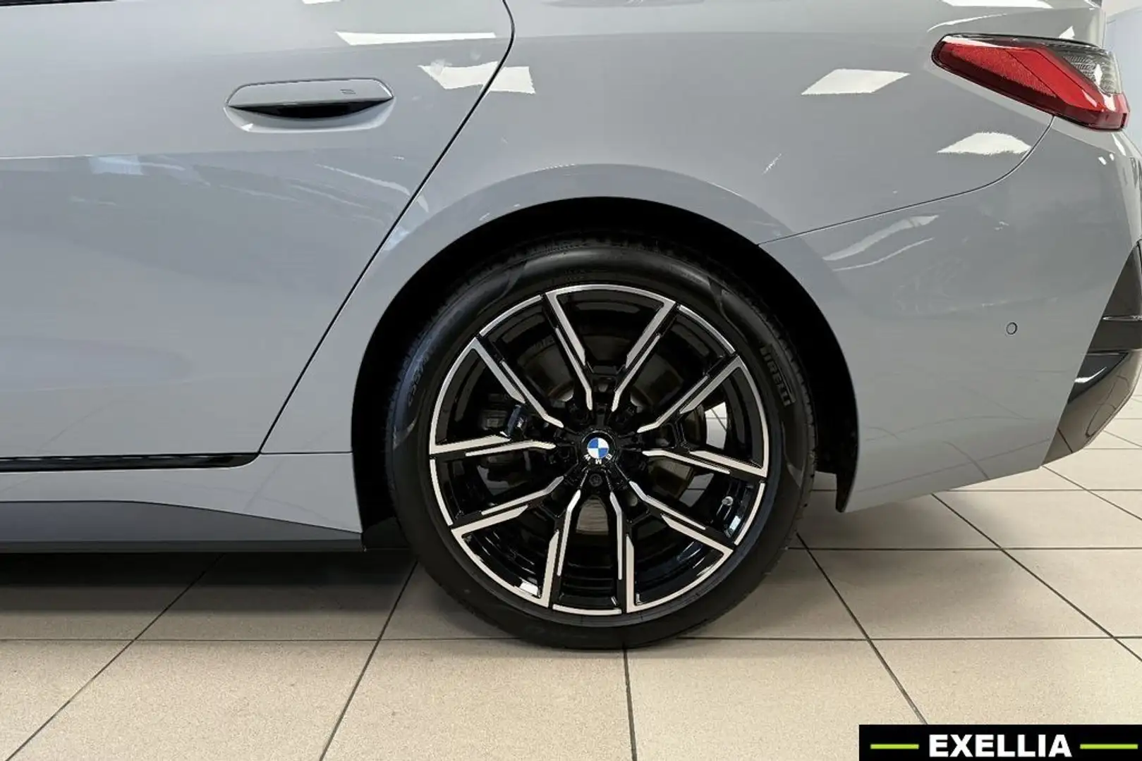BMW 430 430d Xdrive M SPORT Grau - 1