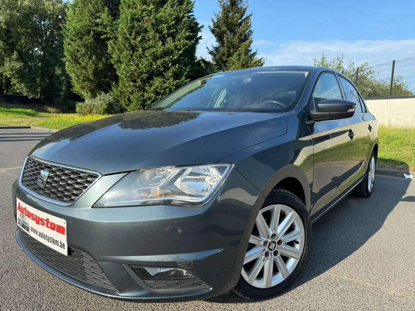 SEAT Toledo 1.0 TSI Style*Euro6b*Garantie 1an*Carpass* Gris - 1