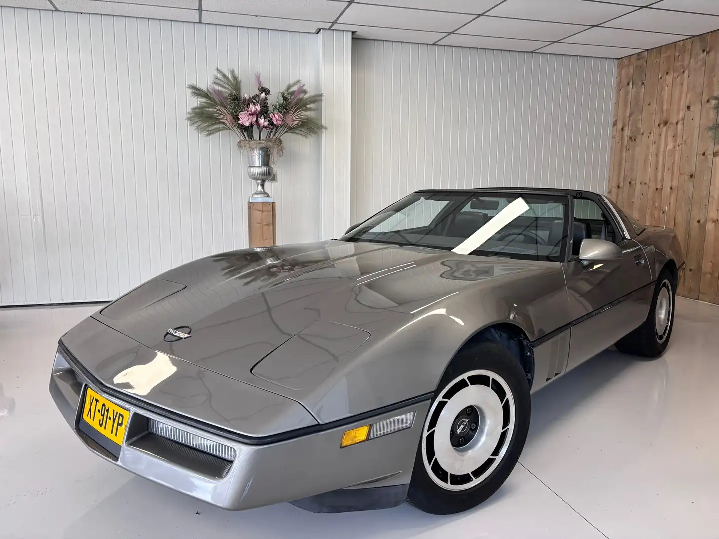 Chevrolet Corvette USA 5.7 Coupé TARGA, BELASTINGVRIJ, APK 2027, ETC, Gris - 1