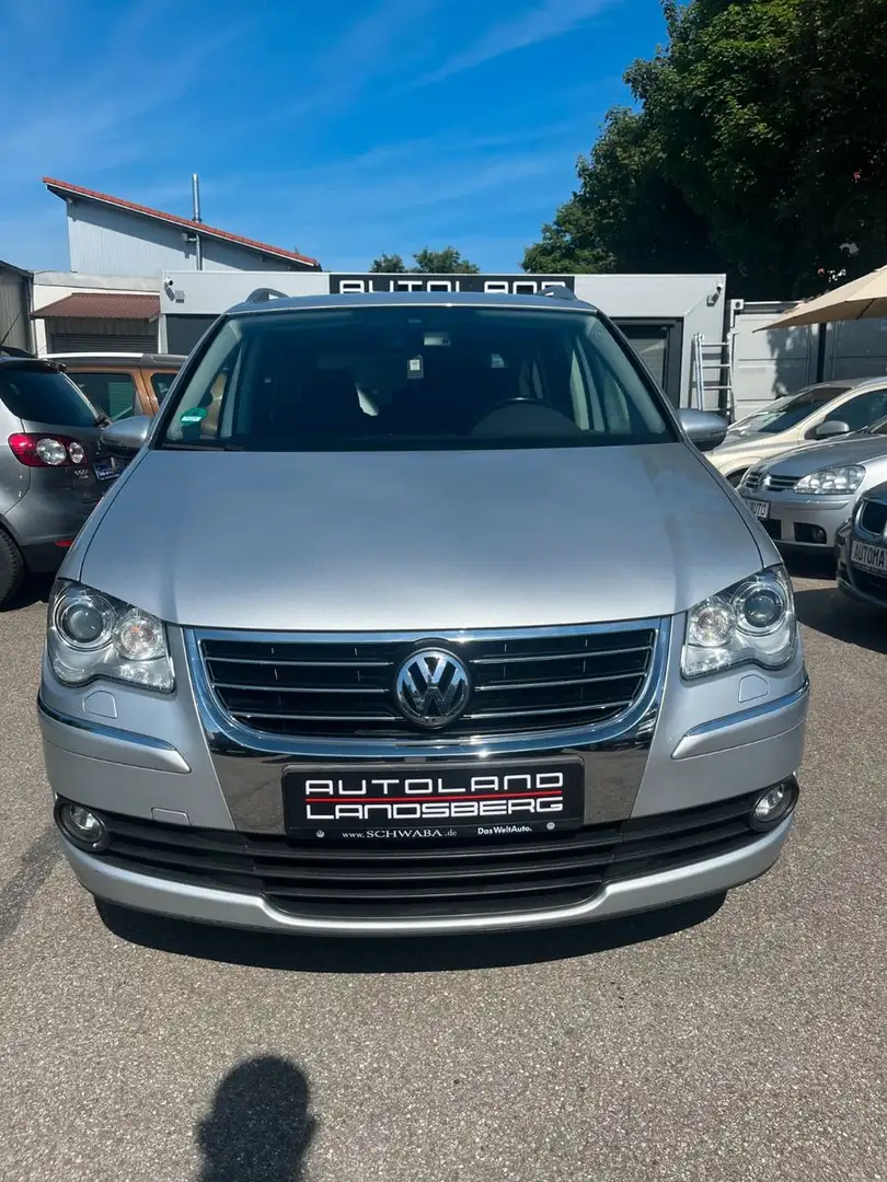 Volkswagen Touran Highline*AUTOMATIK*TEMPO*AHK*SHZ*PDC* Argent - 2