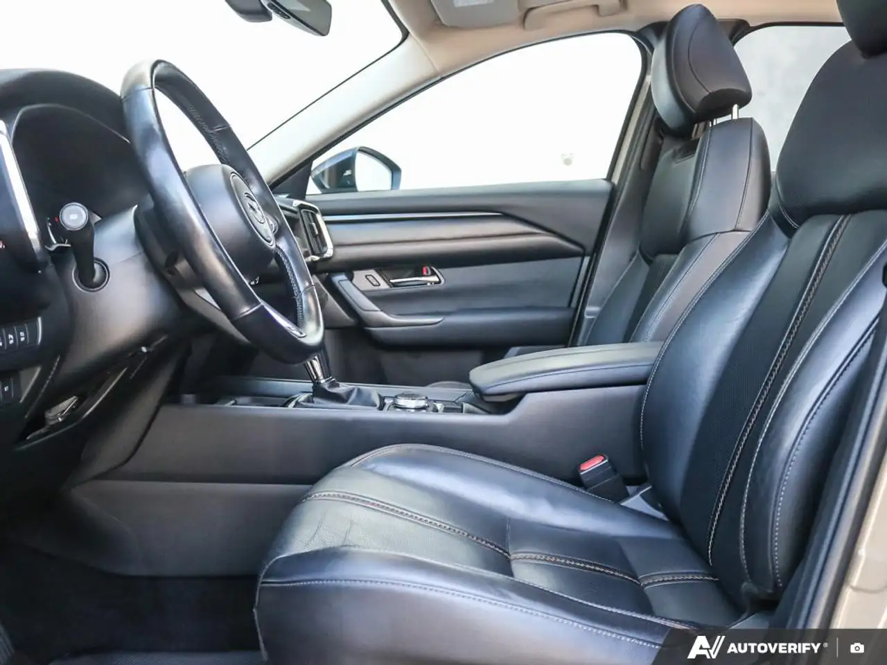 Mazda CX-50 photo Mazda CX-50