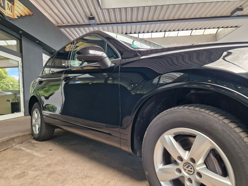 Volkswagen Touareg 3.0 V6 TDI Automatik BMT LEDER/PDC/AHK — photo 9