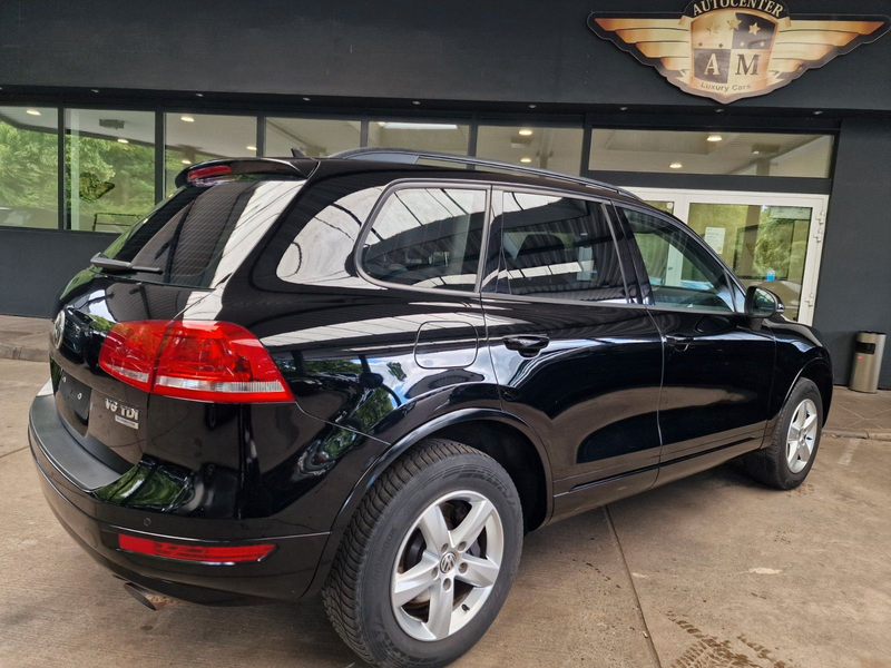 Volkswagen Touareg 3.0 V6 TDI Automatik BMT LEDER/PDC/AHK — photo 14