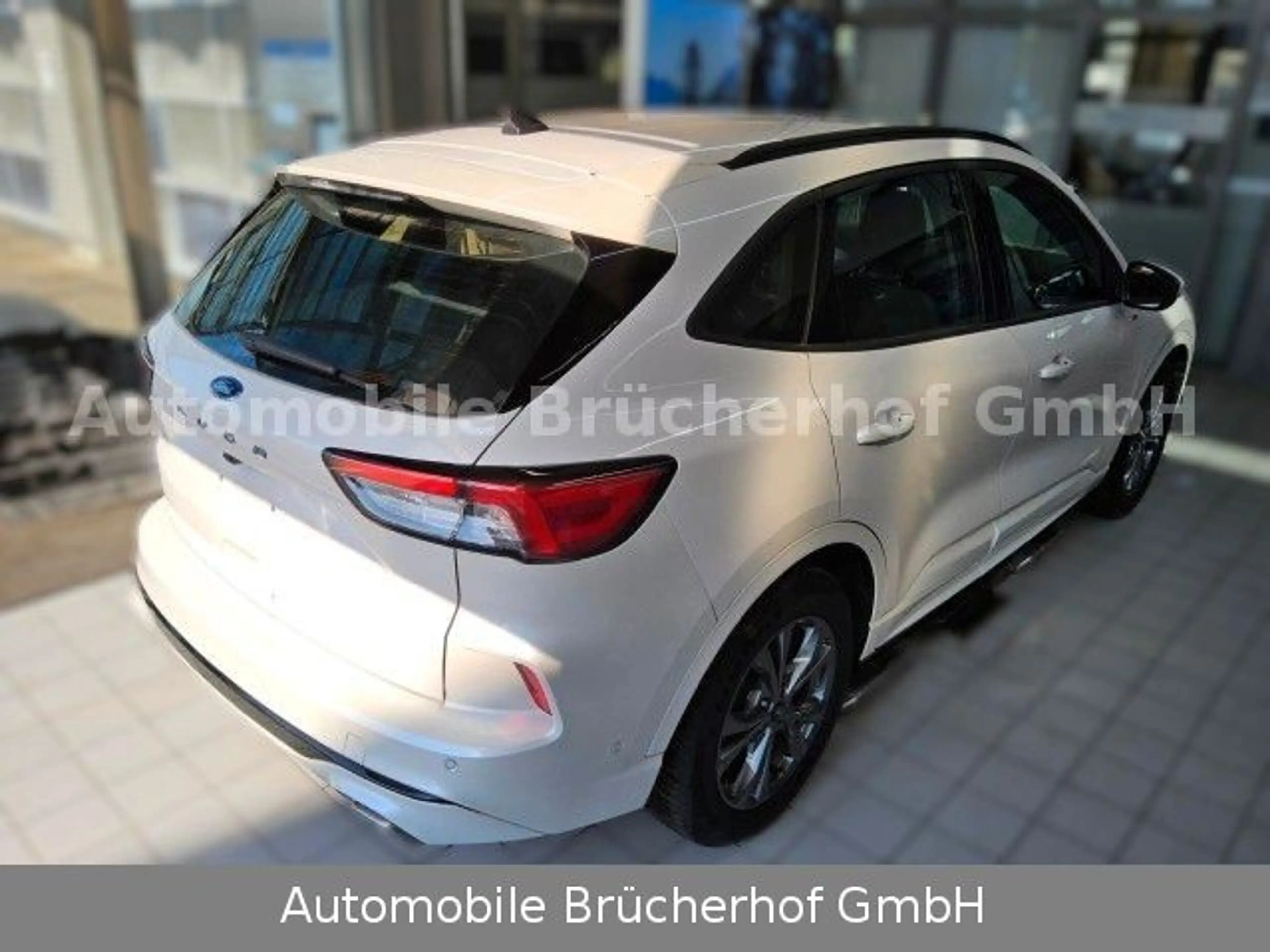 Ford Kuga ST-Line Navi/LED/AHK/HUD/Allwetter/DigCockp — photo 4