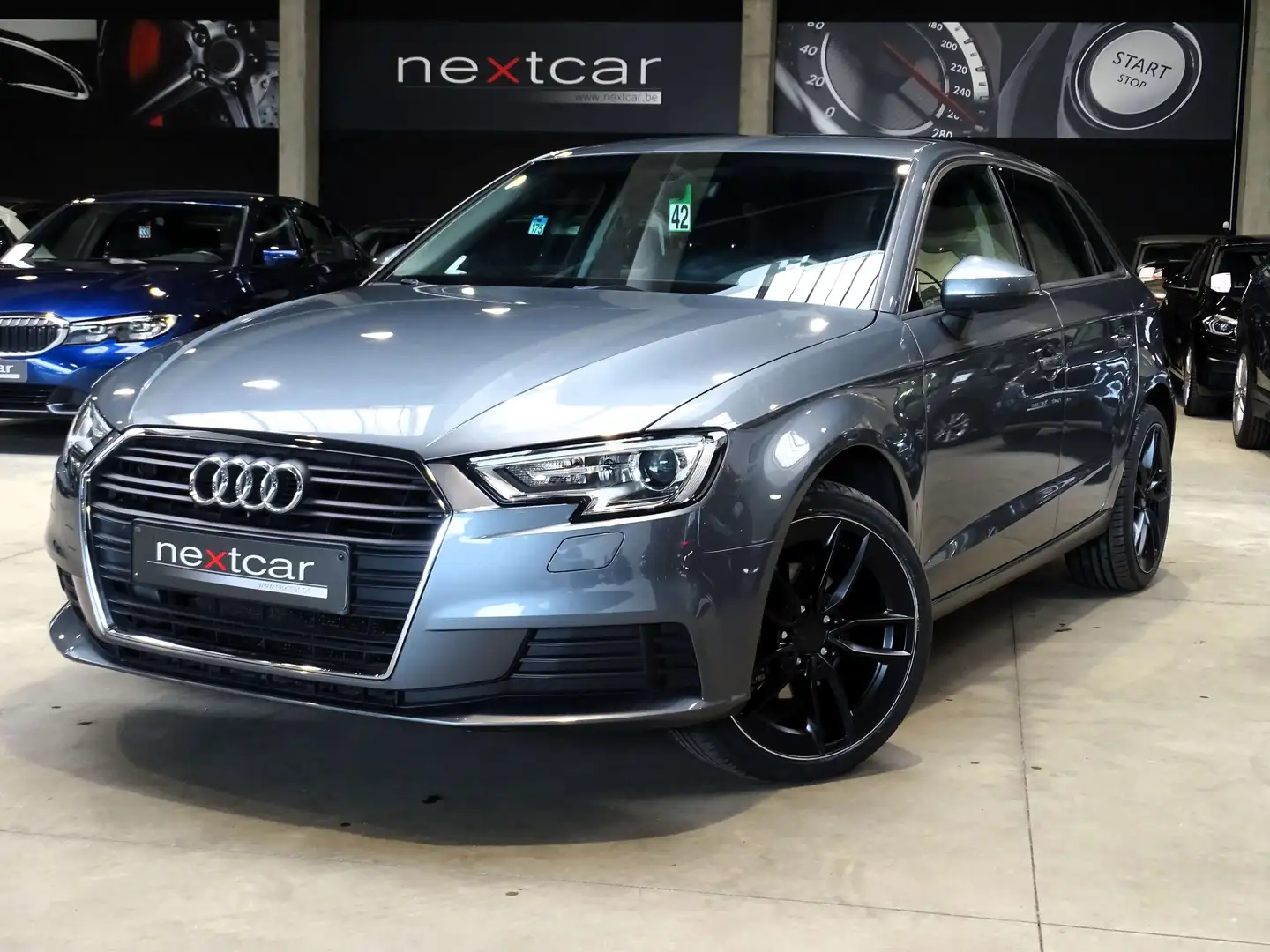 Audi A3 30TFSI Sportback *NAVI-XENON-CRUISE-PARKING AR* Gris - 1