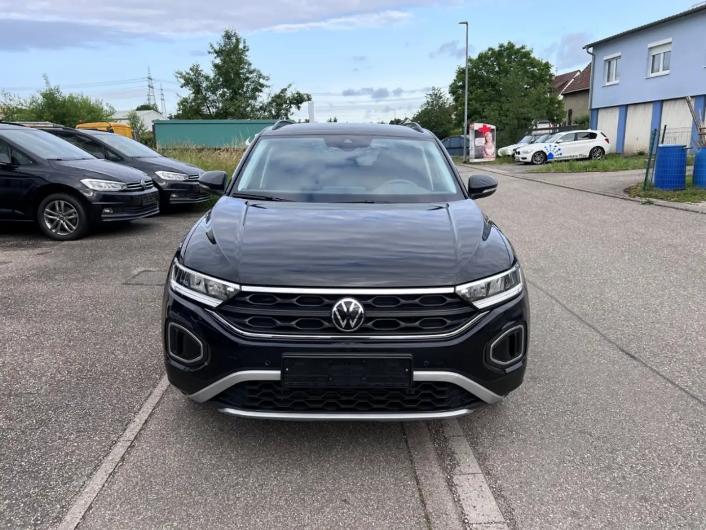 Volkswagen T-Roc 1.0TSI Life DC LED NAVI SHZ PDC DAB Noir - 2