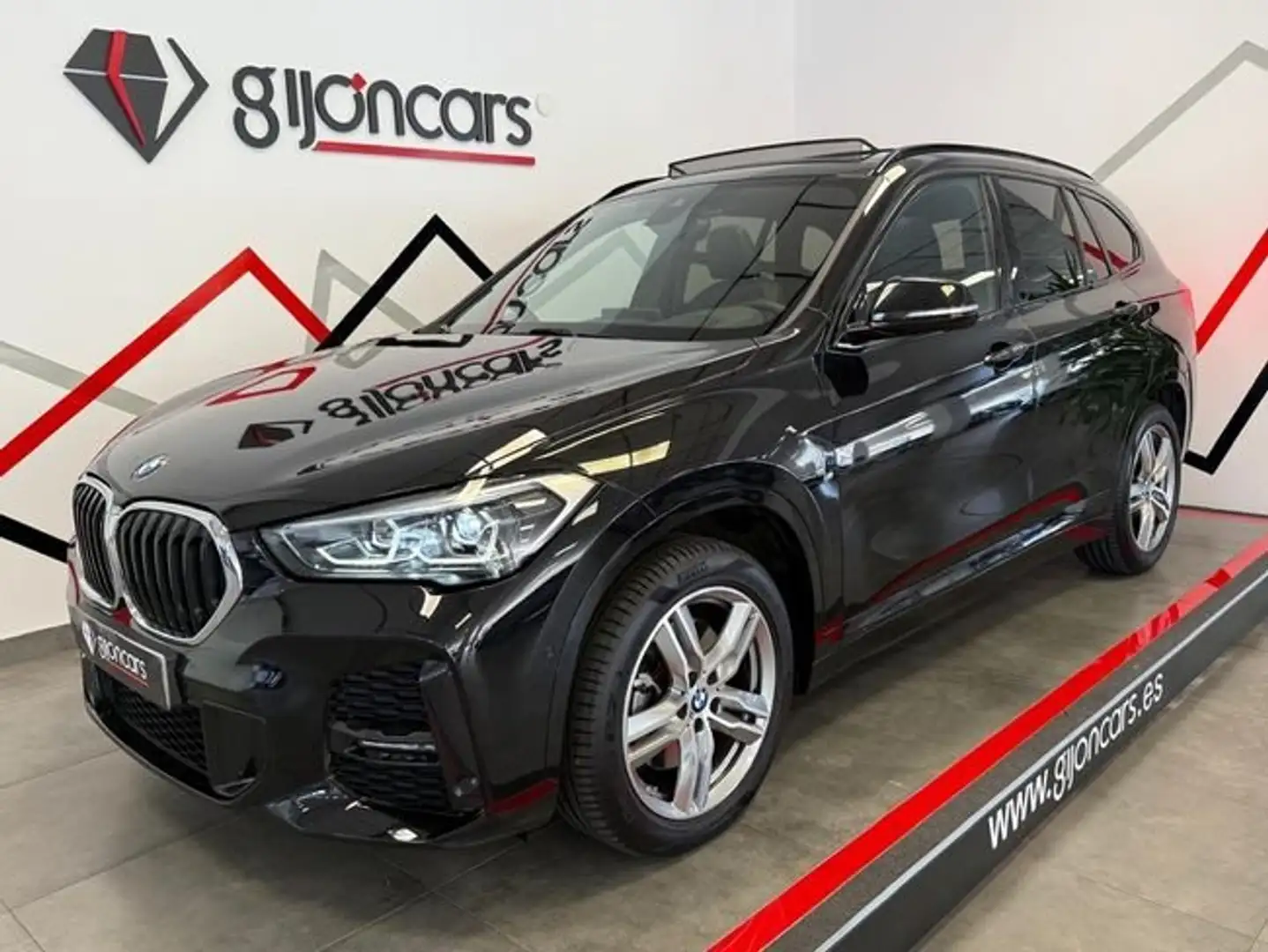 BMW X1 sDrive 20dA Negro - 1