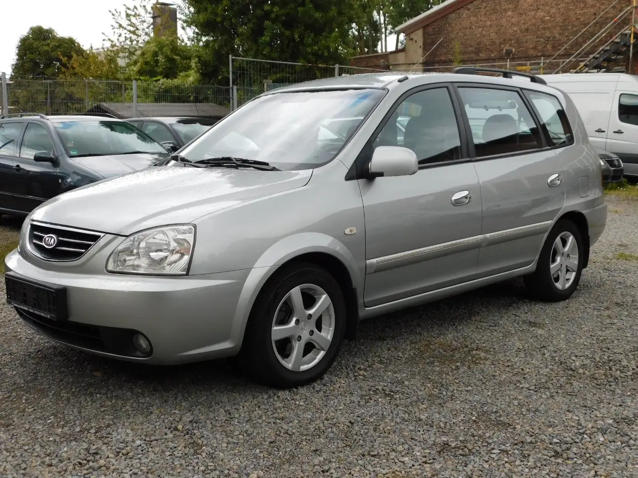 Kia Carens