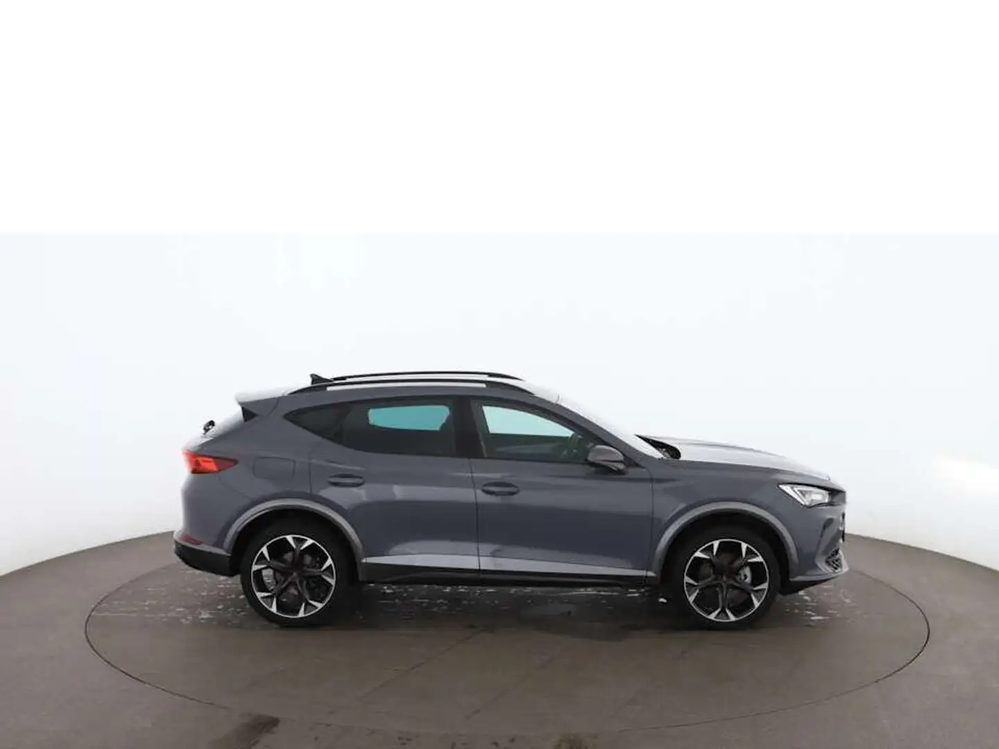 CUPRA Formentor 1.5 TSI Aut LED RADAR LEDER SITZHZG PDC Grau - 2