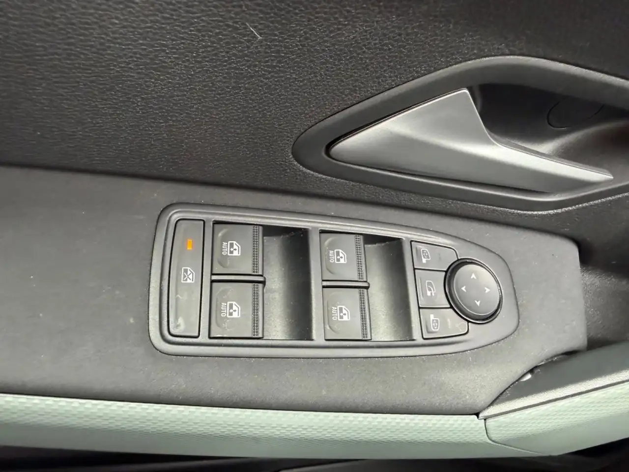 Dacia Duster — photo 38