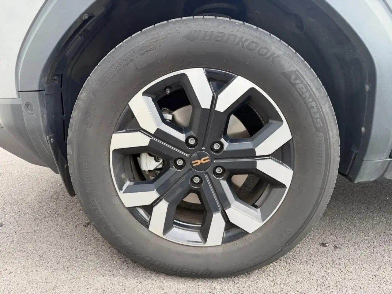 Dacia Duster — photo 11